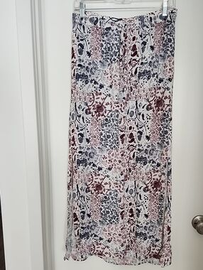 Caslon Women's Floral Maxi Skirt in White, Navy & Burgundy